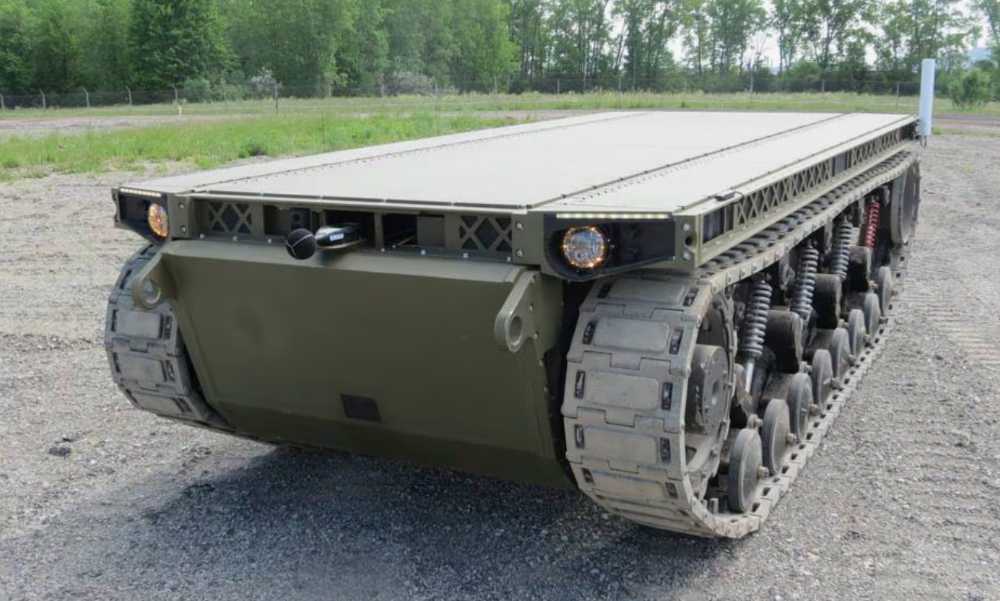 TRX consists of a multi-purpose tracked chassis platform and a flat deck that can accommodate any type of mission equipment package 