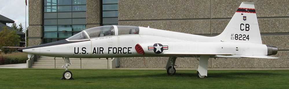 T-38 advanced trainer aircraft. In 1995, after the Taiwan Air Force purchased F-16A/B Block20 fighters, it leased 40 from the United States. T-38. On May 24, 1995, the 14th and 15th training squadrons of the 8th Brigade were equipped with T-38s. The Chief of the General Staff of the Taiwan Army, Liu Heqian, presided over the ceremony of the inauguration and opening of training at the Jiashan Base in Hualien. Except for one that crashed due to an accident, most of the T-38s were returned to the United States after the lease expired in 1998, leaving only one as a memorial. 