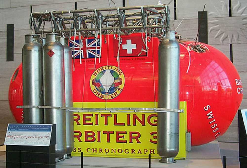 The gondola of Breitling Orbiter 3. During the actual flight, the gondola was full of cylinders on both sides. 