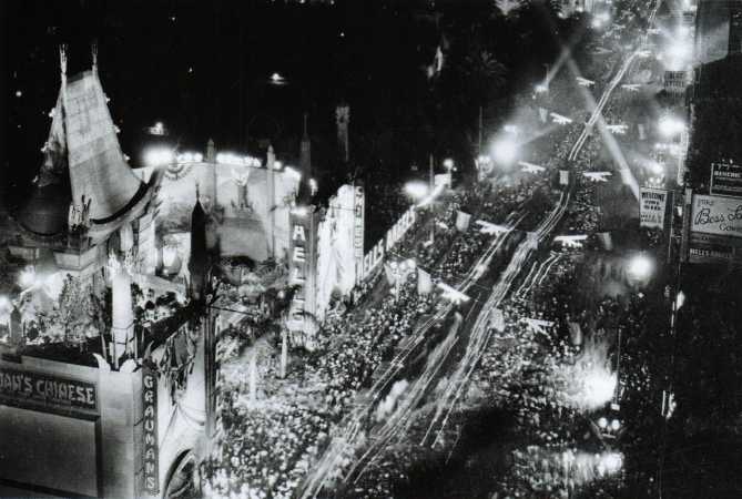 Grauman’s Chinese Theater on Hollywood Boulevard surrounded by traffic jams and crowds on the night of the premiere of 