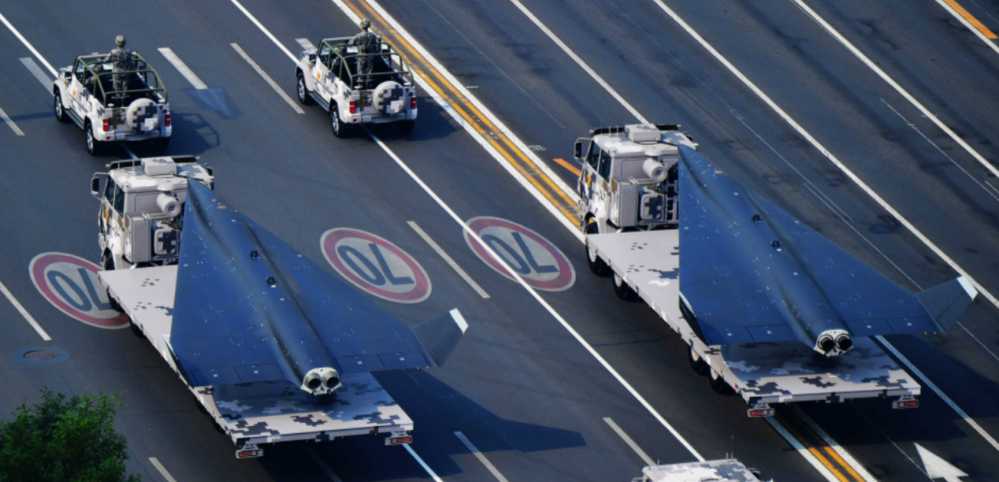 The Wuzhen-8 is powered by two liquid rocket engines and is carried to high altitudes by bombers during combat. It has the characteristics of flexible deployment, fast speed, and high flight altitude, and has obvious penetration advantages. 