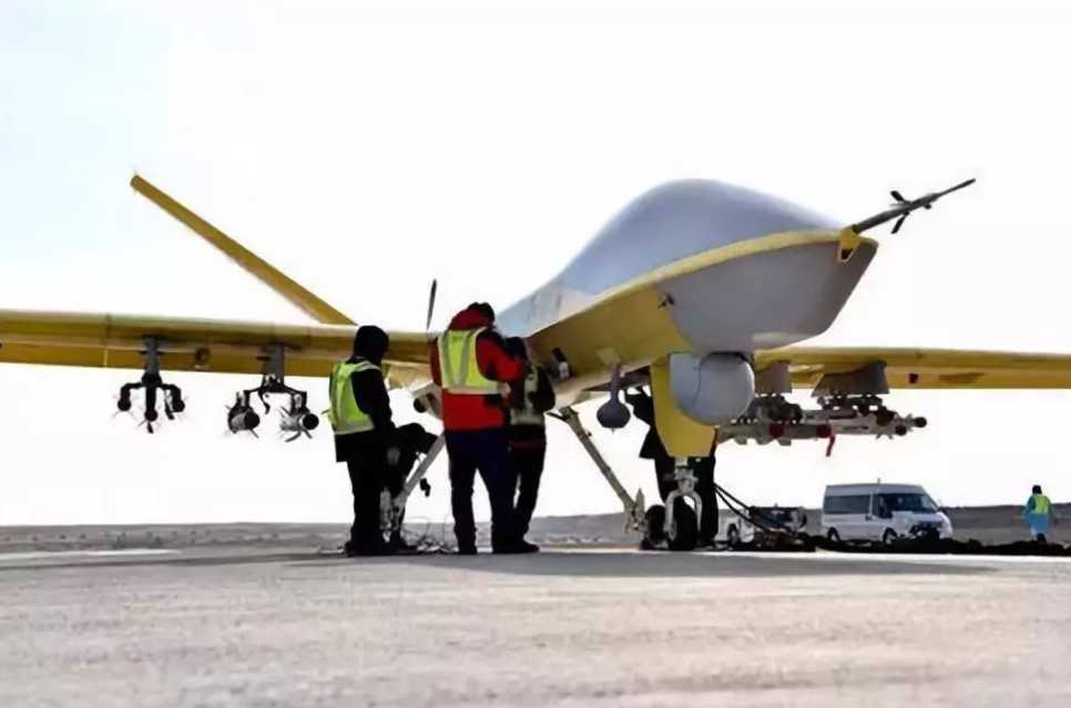 China’s Attack-2 UAV, Attack-2 UAV has a range of 4,000 kilometers, a maximum take-off weight of 4.2 tons, a maximum payload of 480 kilograms, and can cruise continuously for 20 hours. 
