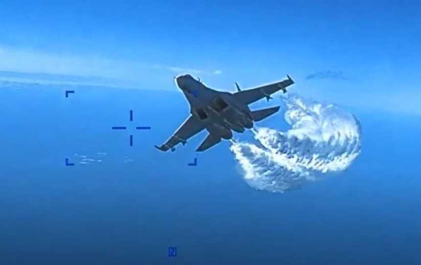 The screenshot of the encounter released by the United States was taken before the MQ-9B crashed. It can be seen that the Su-27 is dumping fuel, 