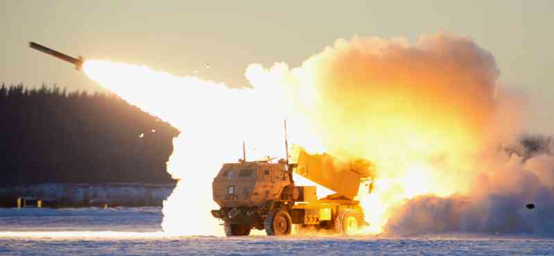 The Russian army’s front-line supply warehouses have been repeatedly destroyed by the Ukrainian army’s M142 