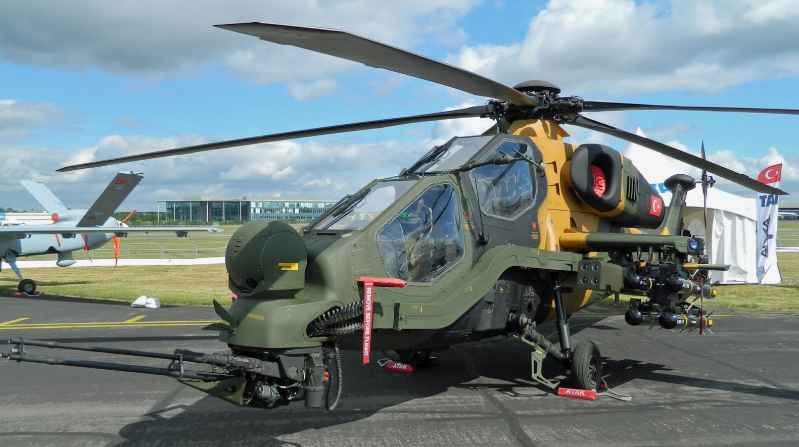 The fully loaded T129 can be seen with the Turkish self-developed UMTAS long-range anti-tank missile system mounted on the outer side of the short wing. Due to the maximum take-off weight and space restrictions, the T129 can carry up to 8 UMTAS missiles at a time. 