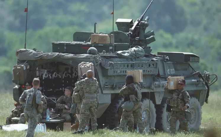 The U.S. Army Brigade Combat Team is the foundation of the U.S. Army’s close-quarter ground combat capability, and is divided into three types: armored brigade combat team, Stryker brigade combat team and infantry brigade combat team. 