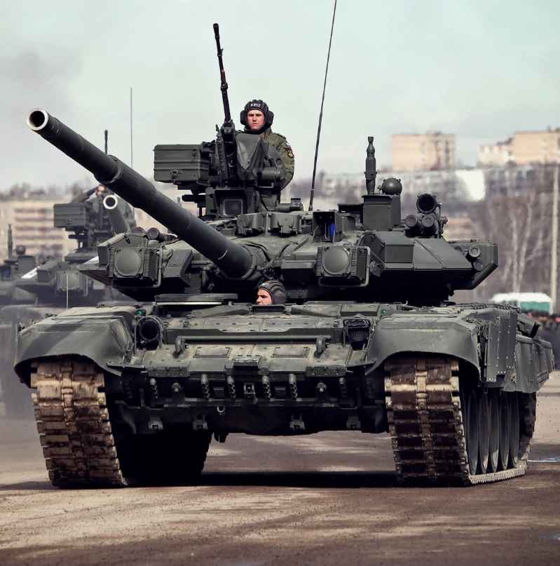 Ground combat is still the main character in the Russian-Ukrainian war, and the role of armored troops is irreplaceable. The picture shows the Russian T90 tank 